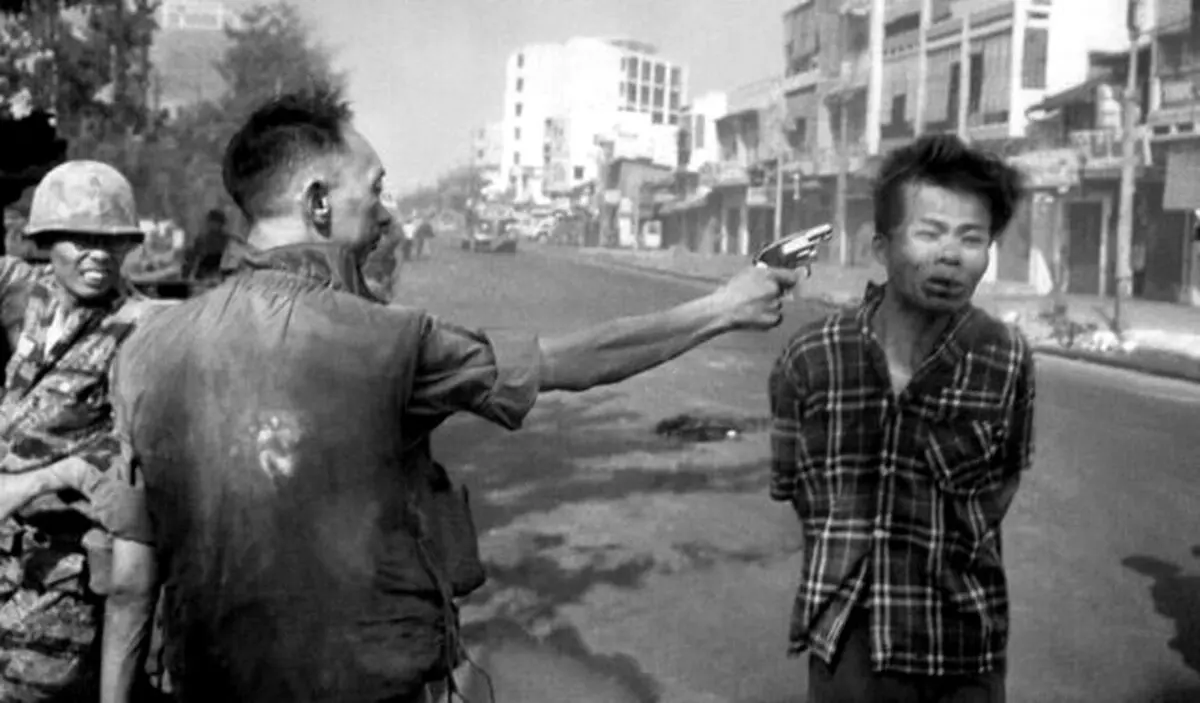 عکسی مخفی دیده نشده  از صحنه اعدام که جهان را تکان داد