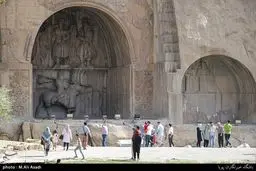 مسافران تابستانی در طاق بستان / تصاویر