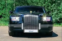 پوتین از سال بعد سوار لیموزین‌های روسی می‌شود+تصاویر