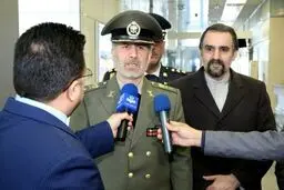 وزیر دفاع در بدو ورود به فرودگاه مسکو: مهمترین موضوع امروز جهان ترامپیسم است که به نازیسم شباهت دارد