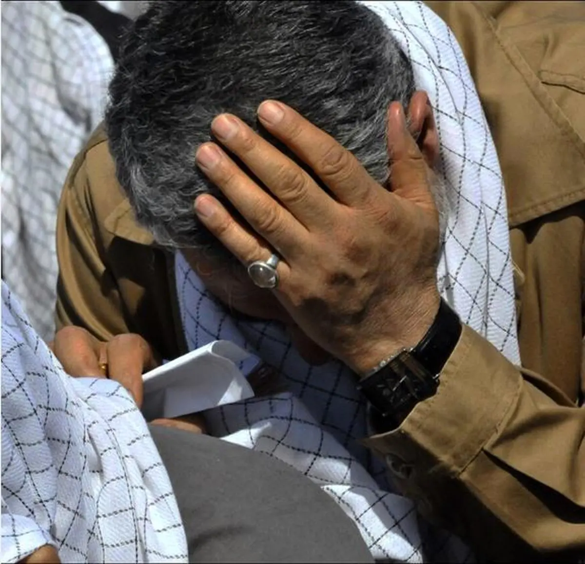 قاسم سلیمانی در شب قدر /عکس