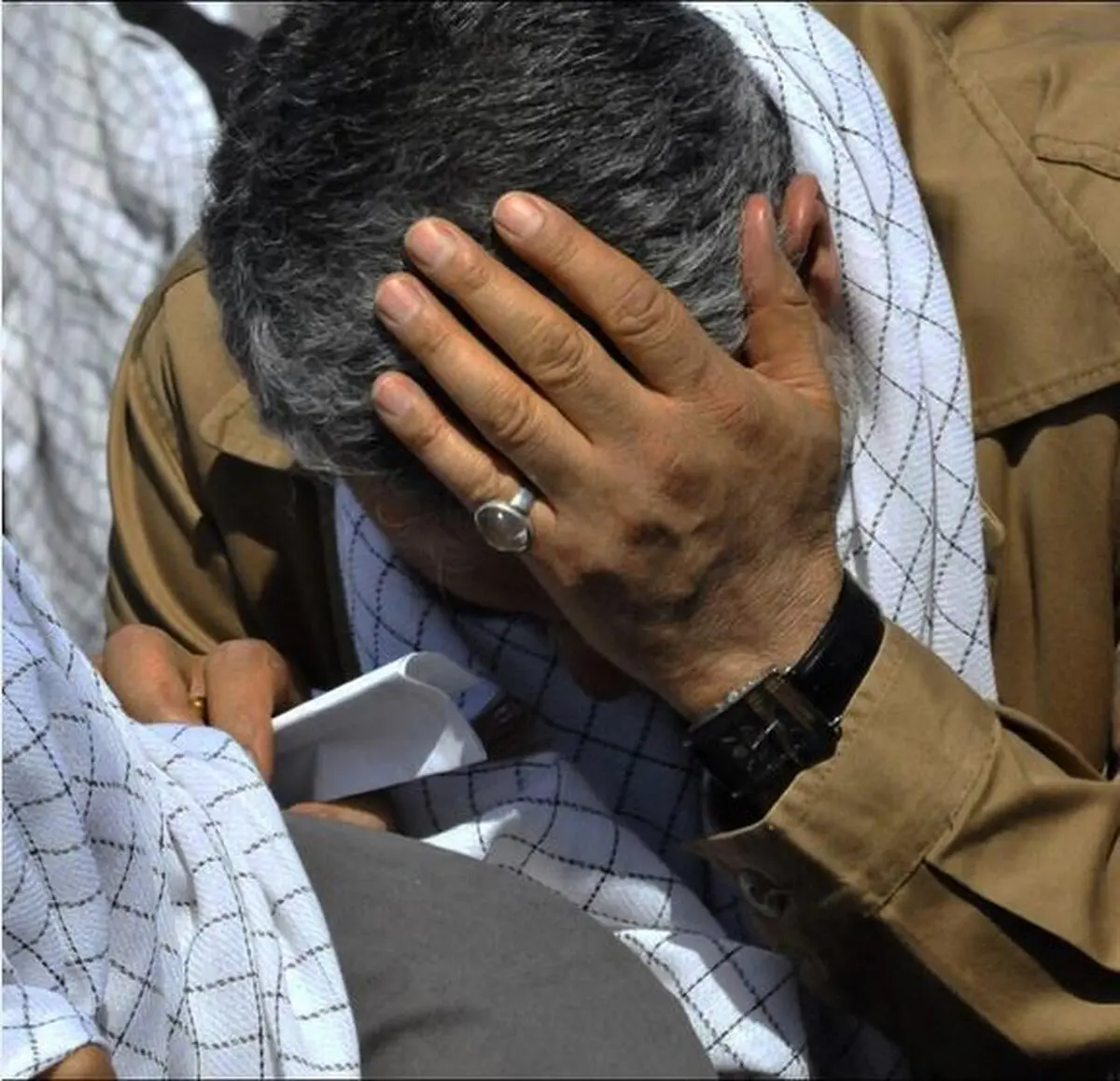 قاسم سلیمانی در شب قدر /عکس