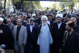 محسنی اژه‌ای و محافظانش در راهپیمایی امروز/ عکس
