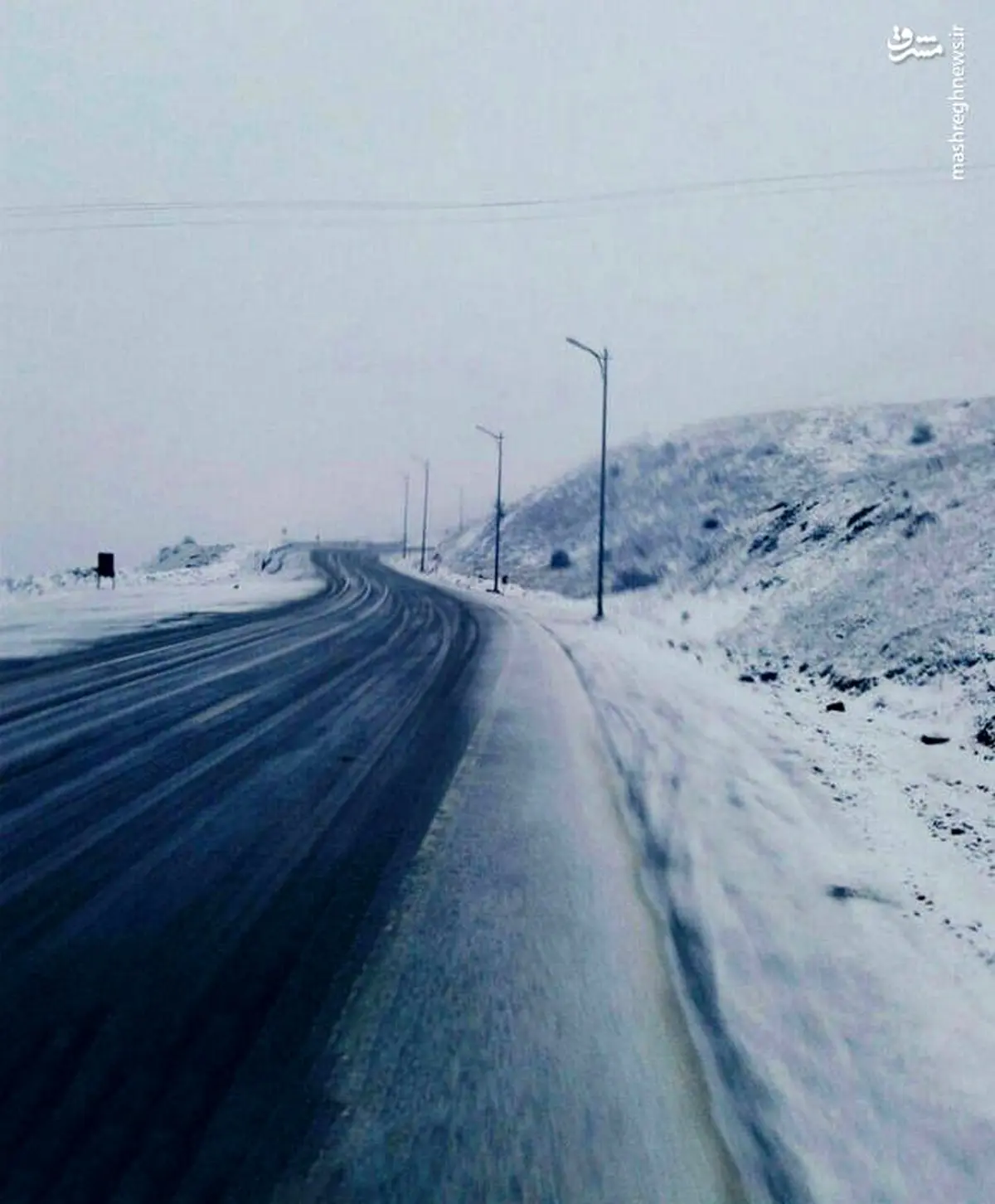 بارش شدید برف در گردنه حیران/عکس