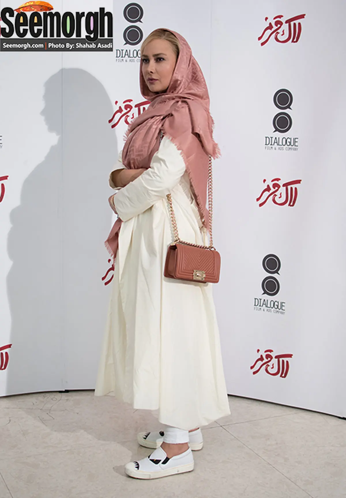 ظاهر آنا نعمتی و نگین صدق گویا در اکران فیلم لاک قرمز