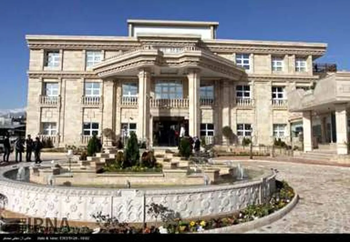 اینجا مرکز اقامتی - رفاهی بیماران در مجتع دارویی هلال است /گزارش تصویری