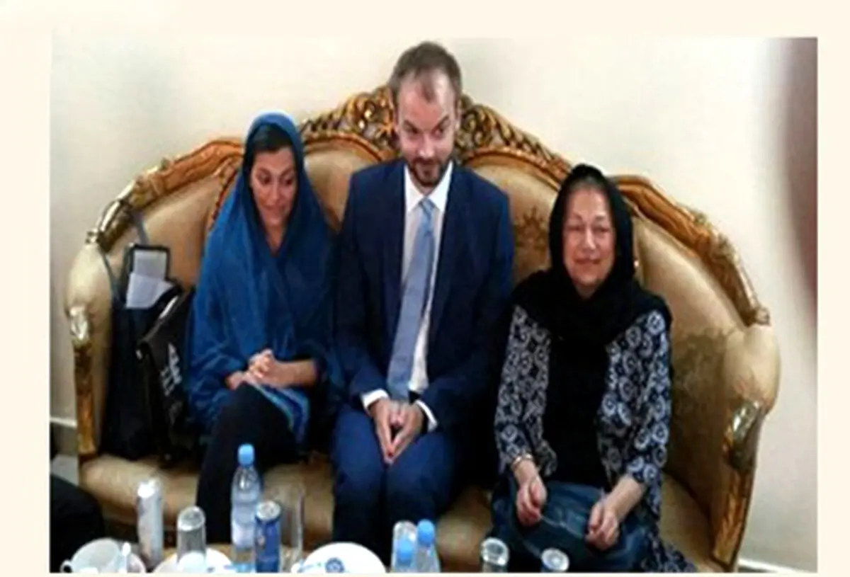 مسلمان شدن حقوق دان دانمارکی + تصاویر