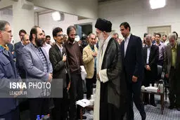 دیدار شاعران و استادان زبان و ادب پارسی مقام معظم رهبری/تصاویر