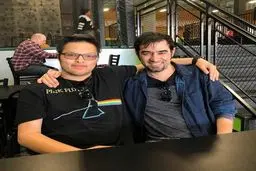 عکس / شهاب حسینی در کنار پسرش