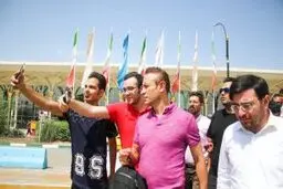 گل محمدی: کجای تصمیم ویلموتس عجیب بود؟
