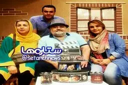 عکس «اکبر عبدى» با همسر، دختر و دامادش