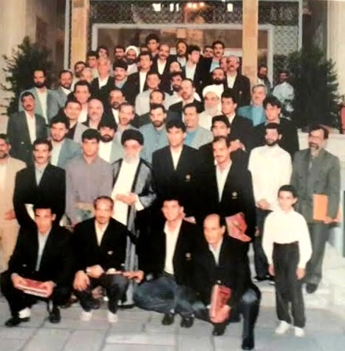 تصویر/ عابدزاده و تیم‌ 1998 کنار رهبر انقلاب