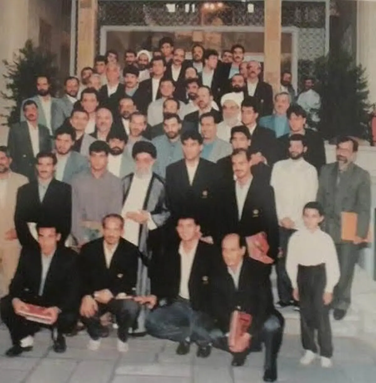 تصویر/ عابدزاده و تیم‌ 1998 کنار رهبر انقلاب