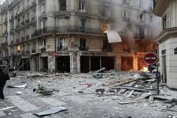 اولین تصاویر از انفجار مهیب در پاریس/ تصاویر