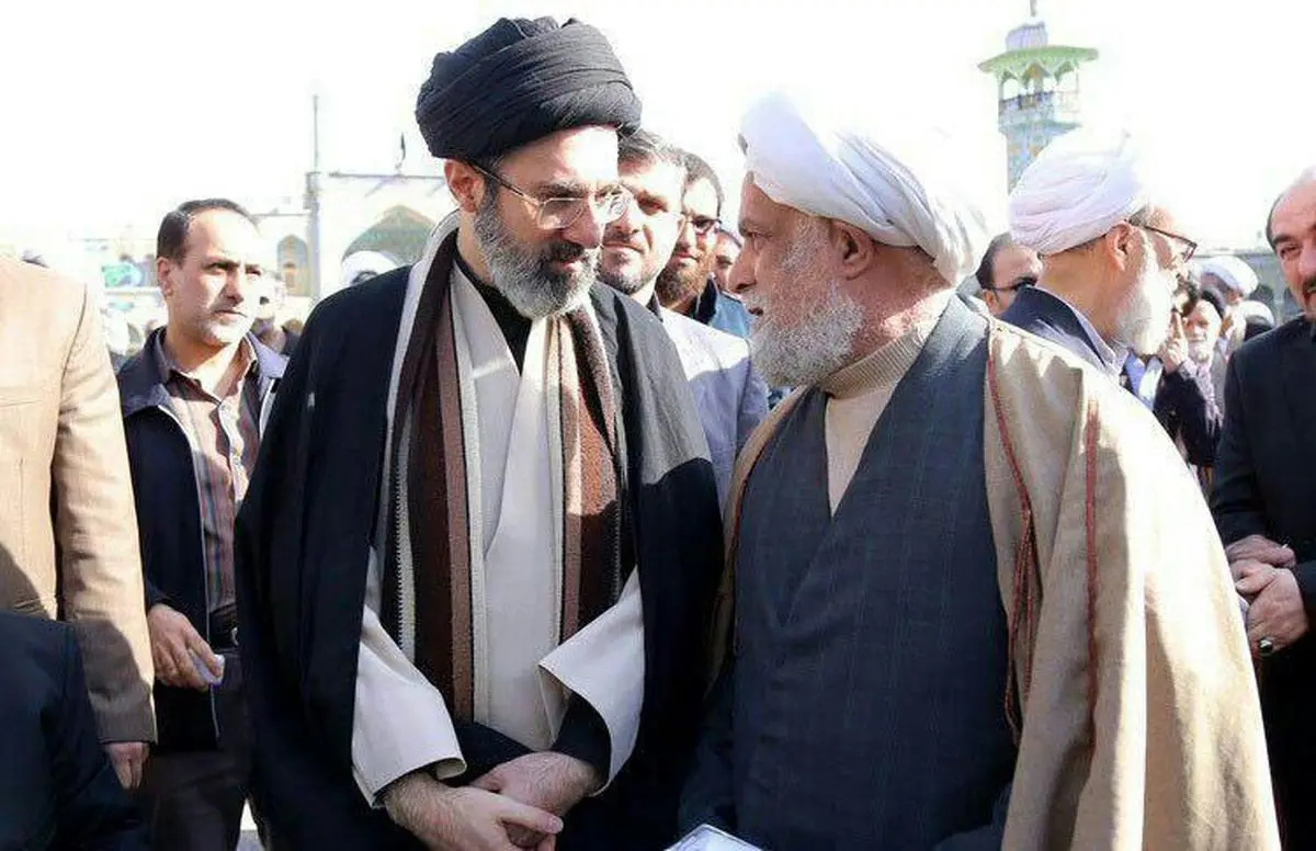فرزند رهبر انقلاب در مراسم تشییع حجت‌الاسلام قرهی/عکس