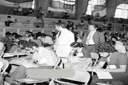 اولین دور کنکور در ایران+عکس