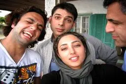 گلشیفته فراهانی از پشت صحنه درباره الی یک عکس سلفی منتشر کرد!