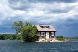 کوچک‌ترین جزیره مسکونی جهان کجاست؟+ تصاویر