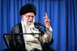 تصویری از صفحه اینستاگرام رهبر انقلاب بعد از توقیف نفتکش بریتانیا توسط سپاه