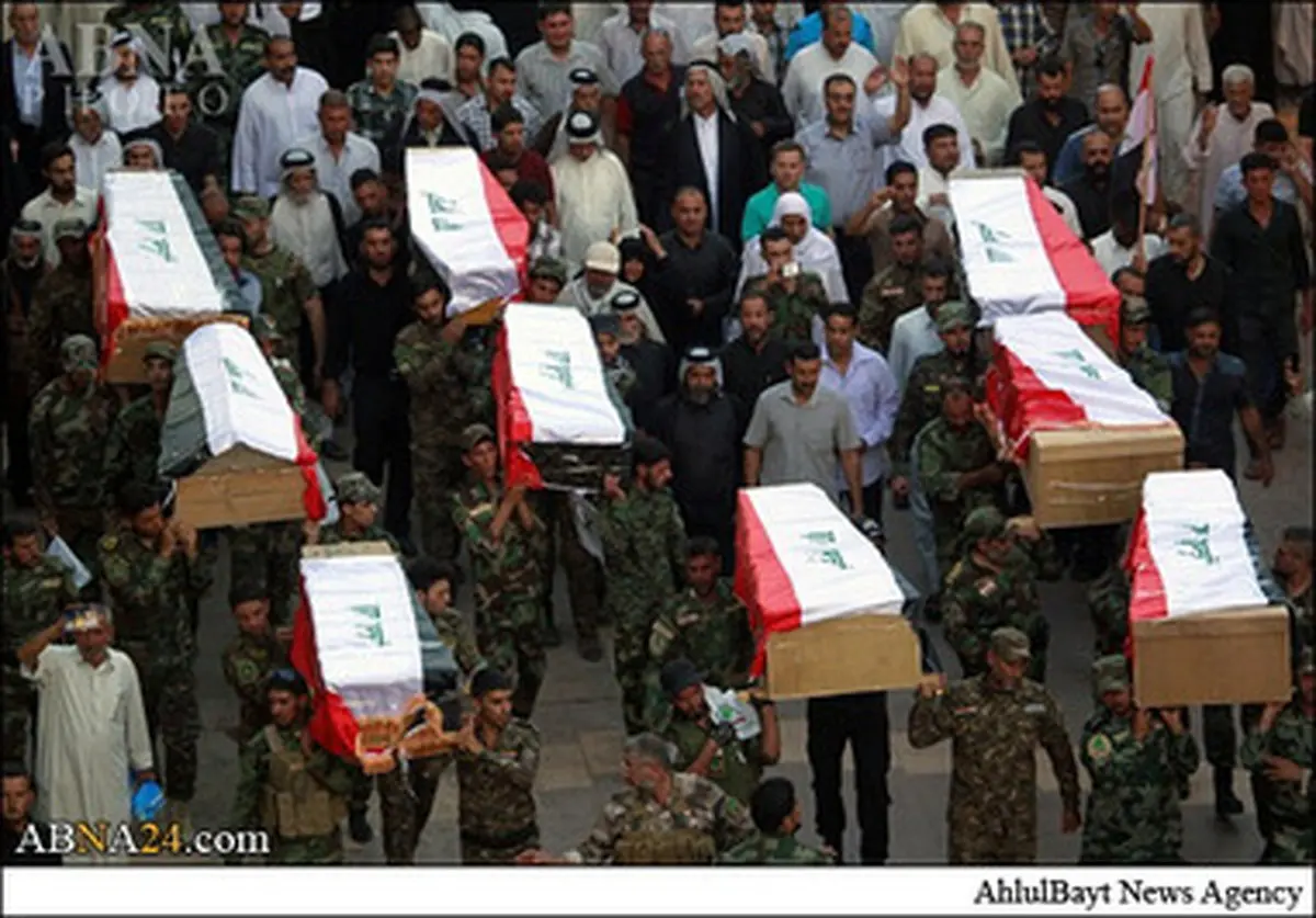 تشییع پیکر ۱۰ تن از شهدای فاجعه پایگاه نظامی اسپایکر/تصاویر