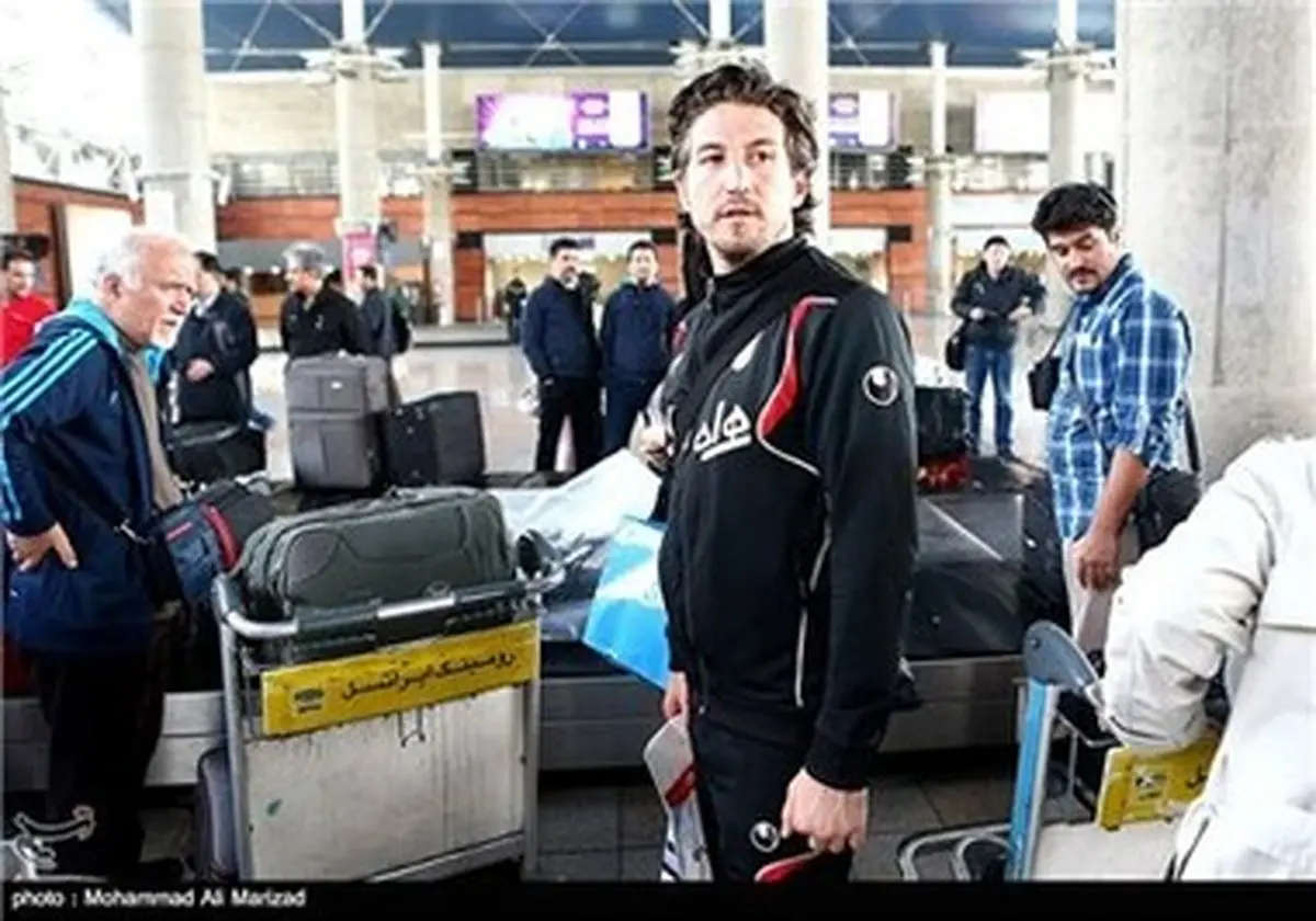 تصاویر بازگشت تیم ملی فوتبال از اردوی آفریقای جنوبی