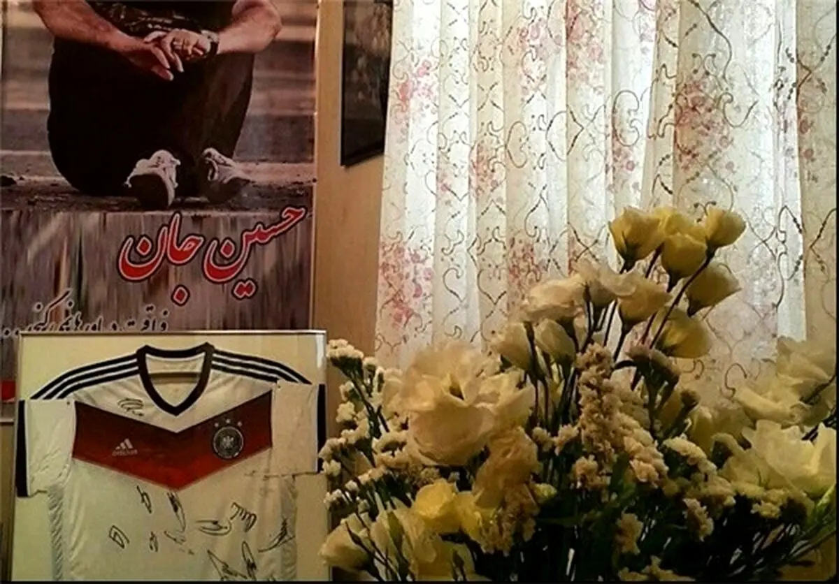 پیراهن امضا شده کلینزمن به دست خانواده جوادی رسید + عکس
