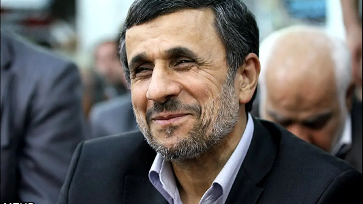 احمدی‌نژاد در مصاحبه با نیویورک تایمز: ایران باید مستقیم با ترامپ وارد گفتگو شود/ ترامپ مرد عمل است/ 3 نامه برای او نوشتم