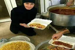 الناز شاکردوست در مراسم پخت نذری محرم/عکس