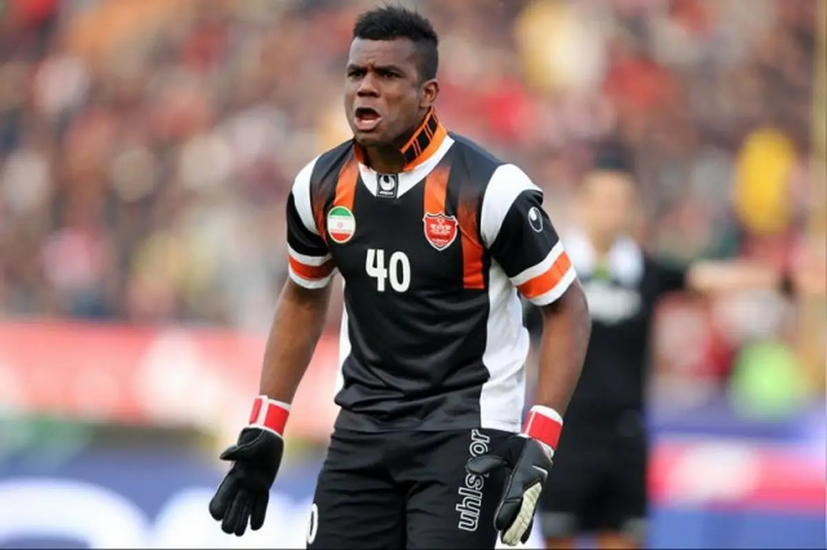 ابراز علاقه پرسپولیسی محبوب به بازگشت برای فرار از نیمکت‌نشینی