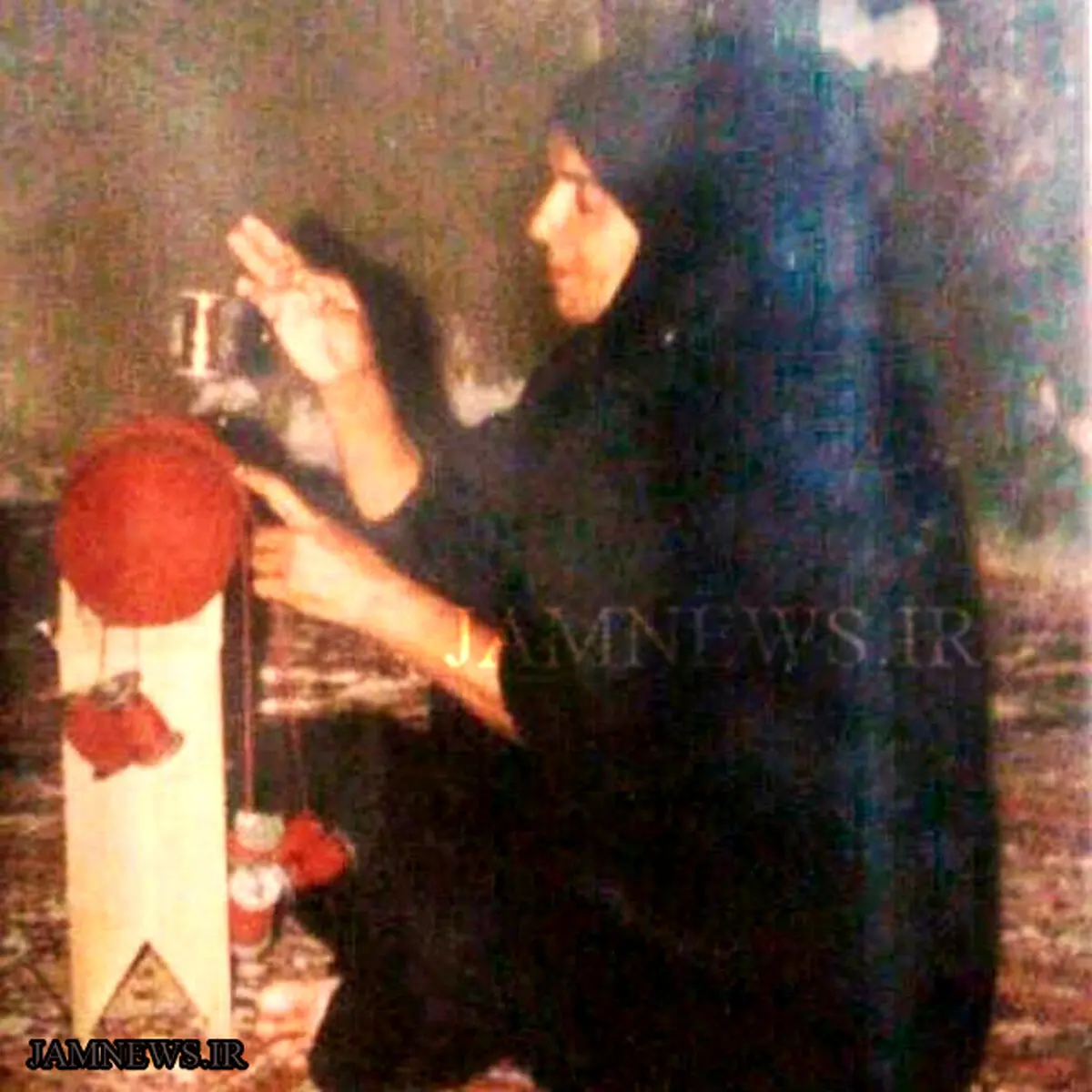 تصویری از مادربزرگ رضا صادقی