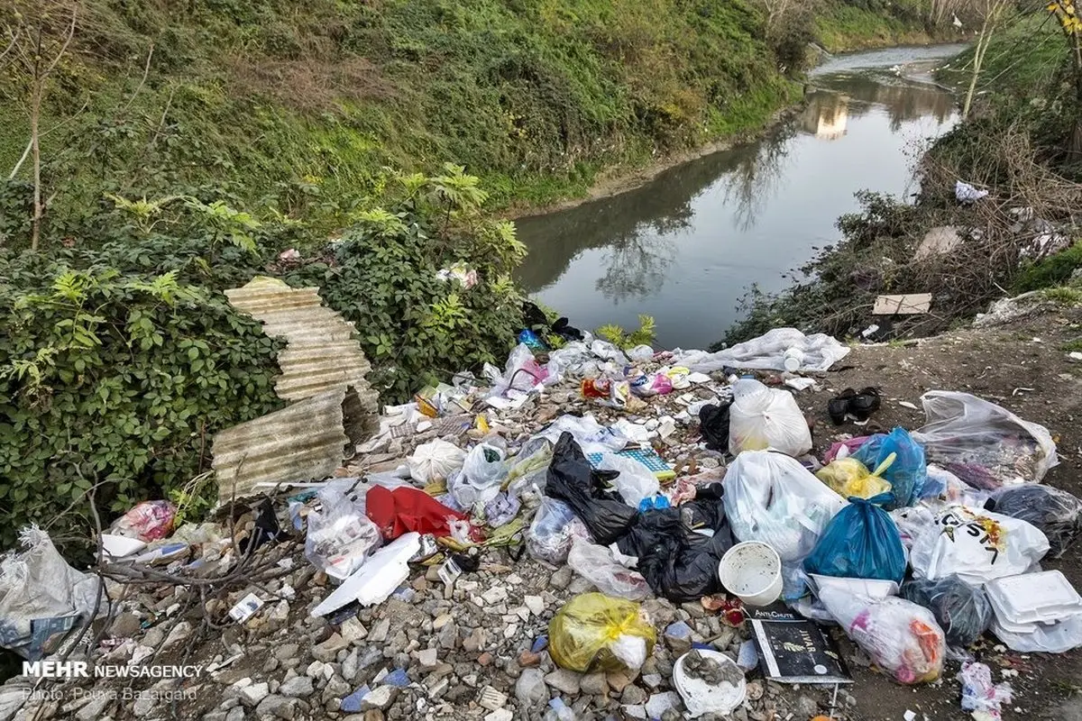 تصاویری دردناک از بلایی که زباله‌ها سر قدیمی‌ترین رودهای رشت آورده‌اند/تصاویر