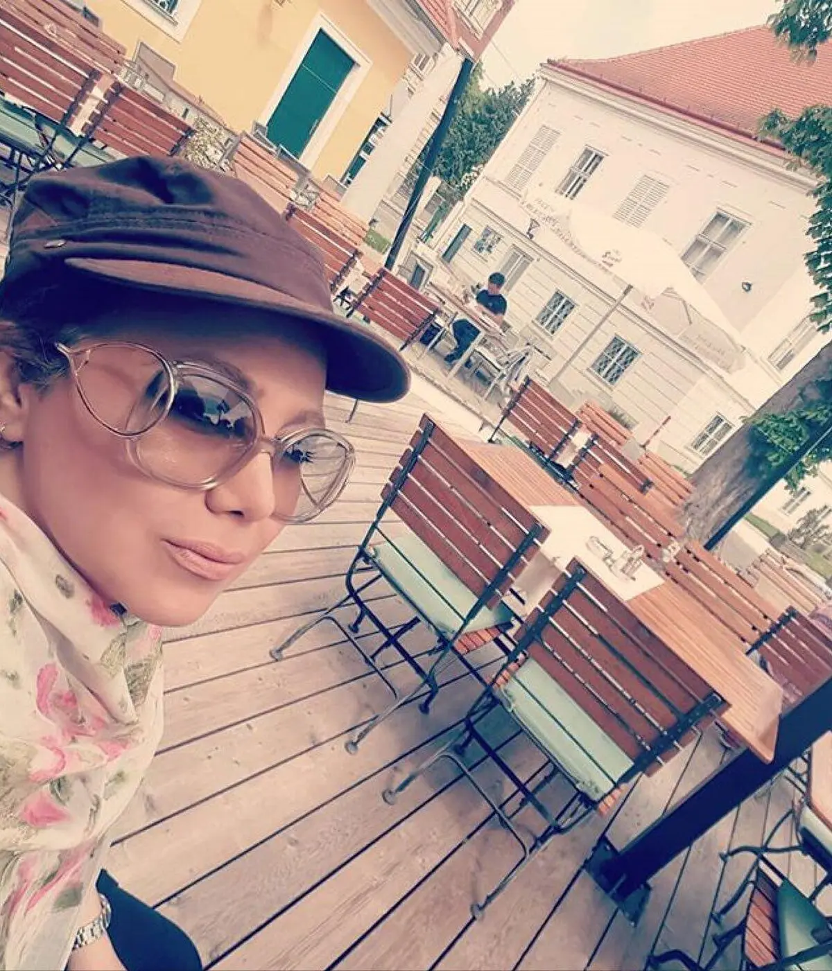 سلفى بهنوش بختيارى در وين/عکس