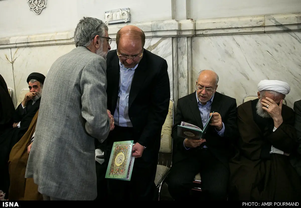 حرف های در گوشی حداد عادل و قالیباف/ عکس