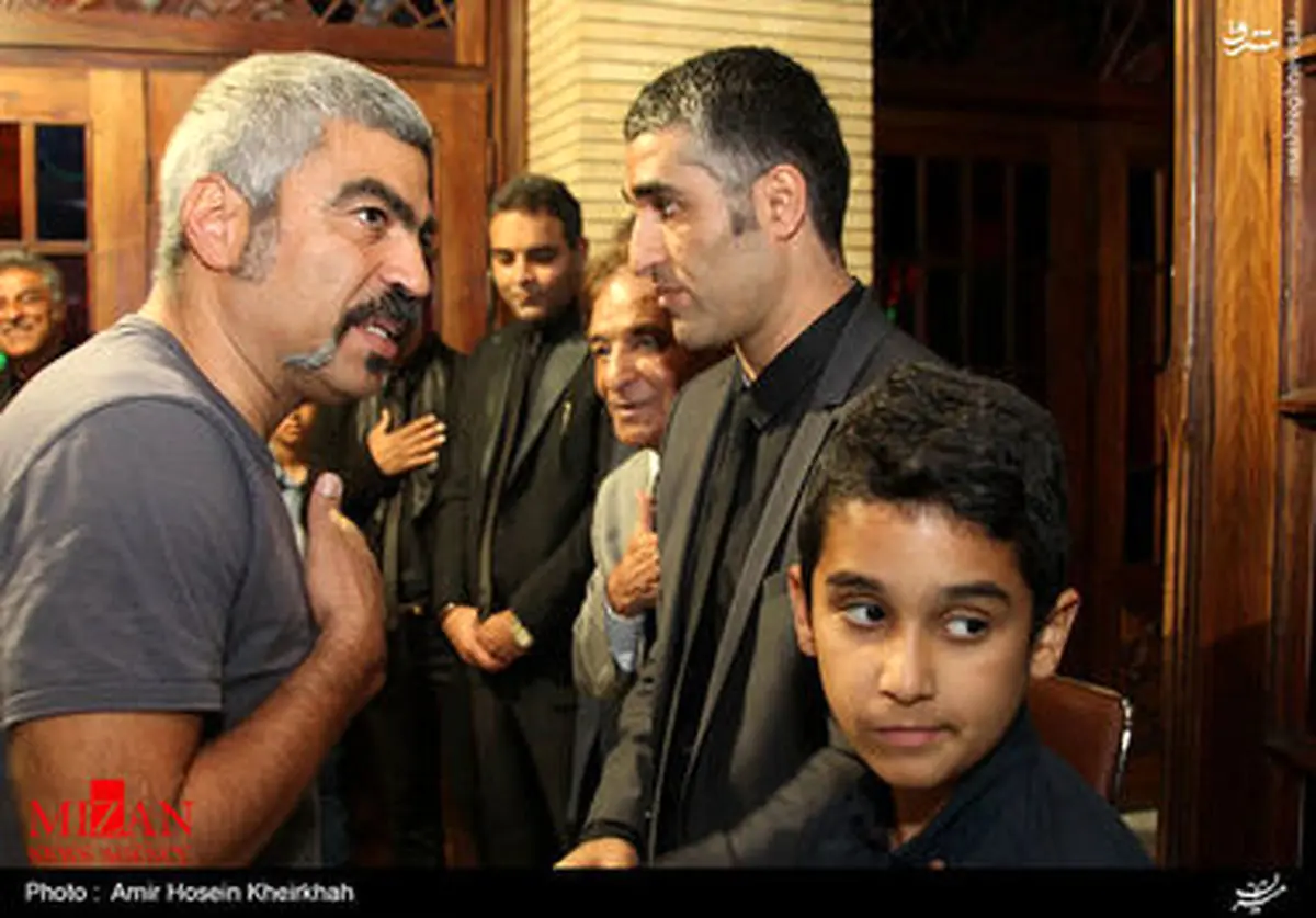 از علی معلم تا رضا شاهرودی در مراسم ختم والده پژمان جمشیدی/تصاویر