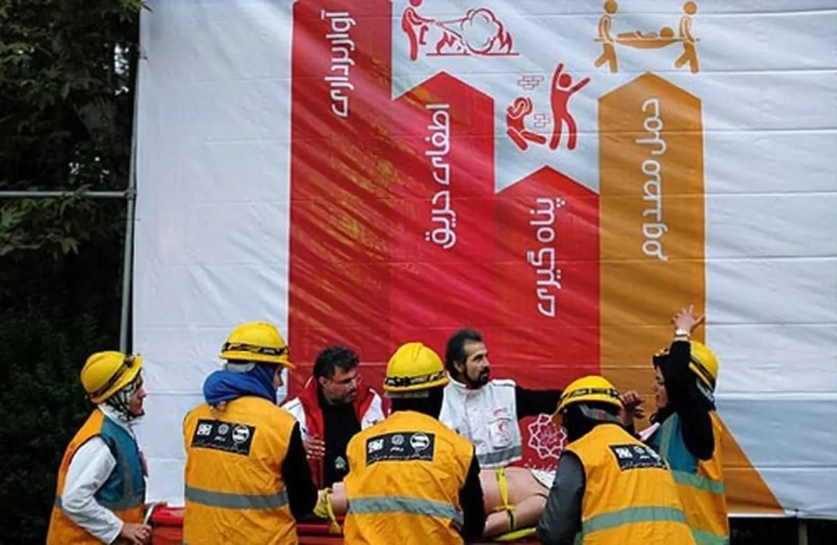 مسابقه زنان امداد و نجات در تهران /تصاویر