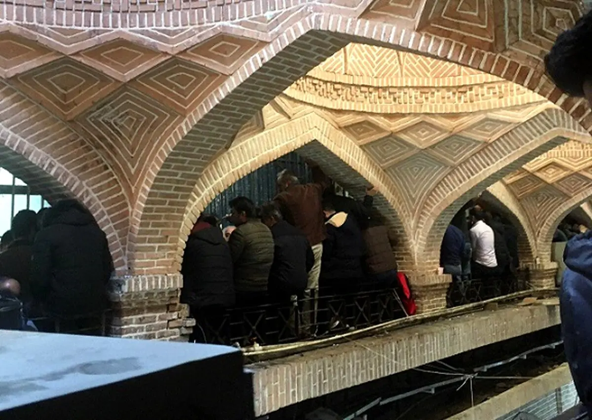 «پله آهنی»، محلی که قیمت‌های کاذب دلار و طلا در آنجا تعیین می‌شود / معامله روزانه یک تن طلای آب شده به صورت کاغذی / معامله سکه در تلگرام، جابجایی پول در پارک شهر / سلطان سکه در اینجا فعال بود + عکس