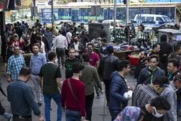 حمله به سوی خطر! + عکس