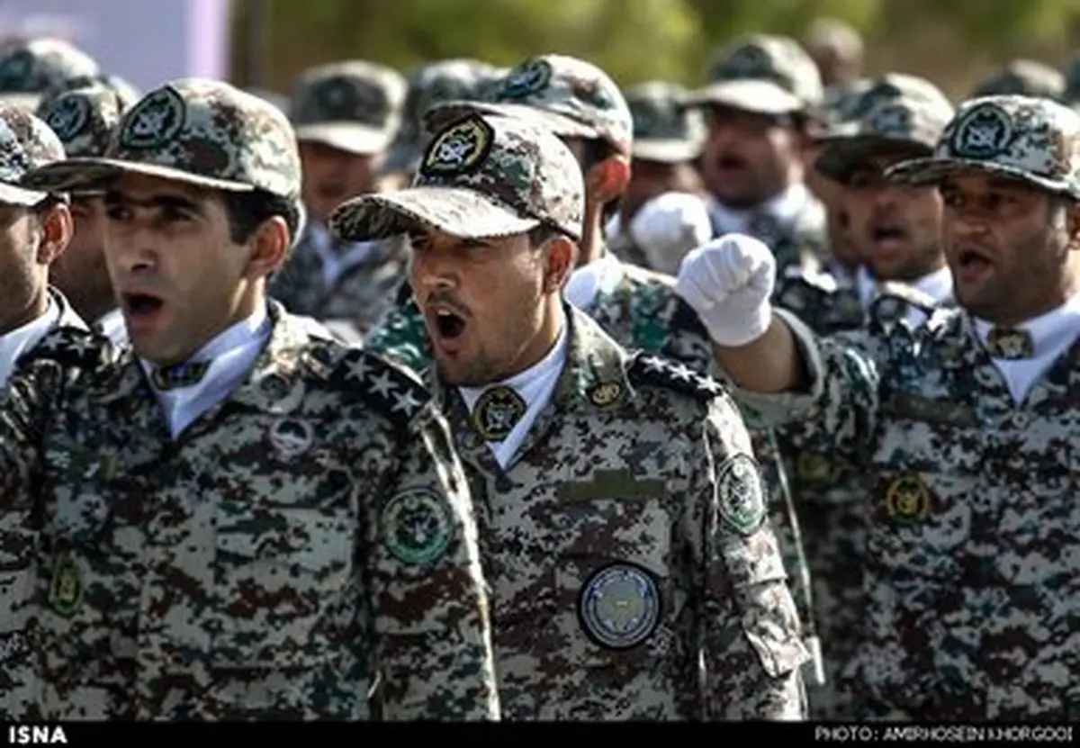 رژه بزرگ نیروهای مسلح بمناسبت هفته دفاع مقدس/تصاویر