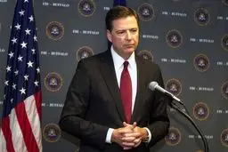 ترامپ رئیس FBI را هنگام سفر کاری برکنار کرد