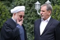 365 روز سخت برای حسن روحانی/ سخنرانی های جنجالی یک پرزیدنت ؛ از افشاگری های انتخاباتی تا درخواست برای برگزاری رفراندوم / روحانی چگونه راهنمای چپ زد اما به راست چرخید؟/ نقدهای تند و تیز به دستگاه قضا/ آیا آشوب های غیر منتظره ، یک سناریو علیه روحانی بود؟