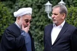365 روز سخت برای حسن روحانی/ سخنرانی های جنجالی یک پرزیدنت ؛ از افشاگری های انتخاباتی تا درخواست برای برگزاری رفراندوم / روحانی چگونه راهنمای چپ زد اما به راست چرخید؟/ نقدهای تند و تیز به دستگاه قضا/ آیا آشوب های غیر منتظره ، یک سناریو علیه روحانی بود؟