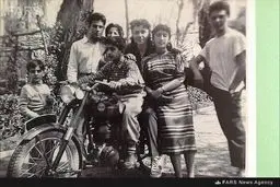 عکس منتشرنشده از نوجوانی فرح پهلوی