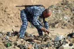 کشف یک گور دسته‌جمعی در موصل/تصاویر