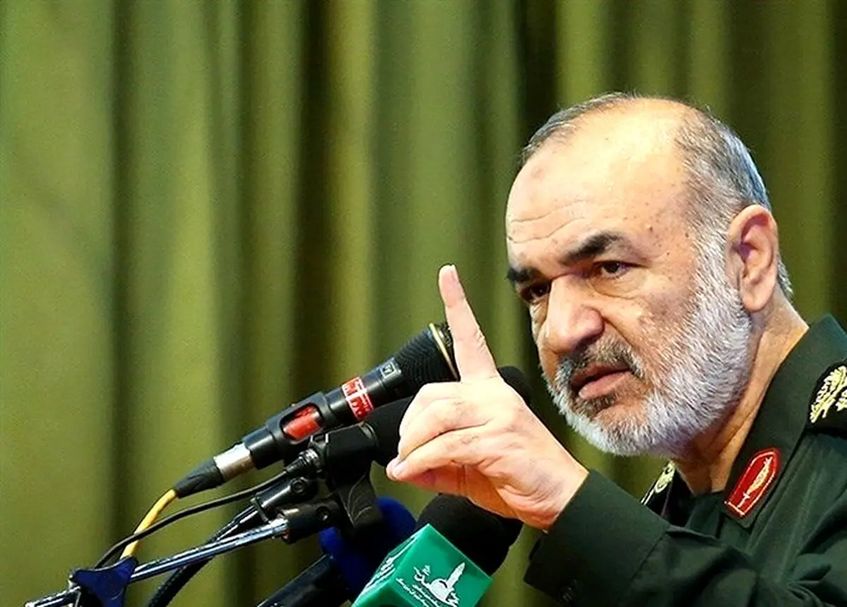 واکنش محکم سردار سلامی به تحرکات احتمالی دشمنان: دست به اقدام نظامی بزنند پاسخ سختی به آنها می‌دهیم