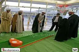 عکس/ بازی گلف به سبک روحانیون جوان