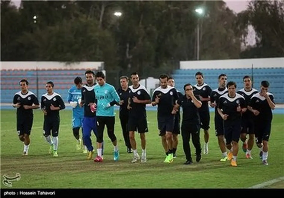 اردوی تیم فوتبال استقلال در کیش/ تصاویر