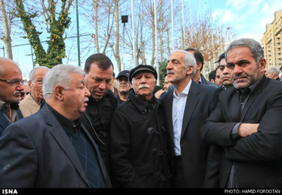 حواشی مراسم تشییع پیکر مرحوم همایون بهزادی/تصاویر