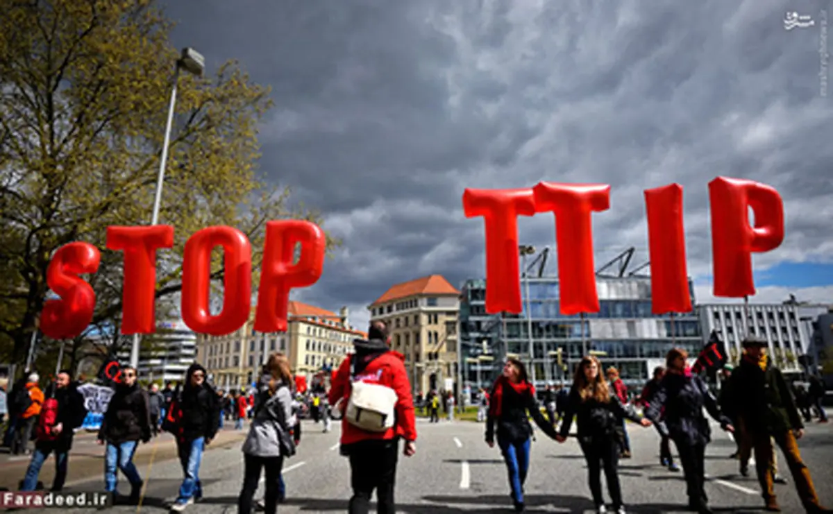 تظاهرات علیه اوباما در آلمان/ تصاویر