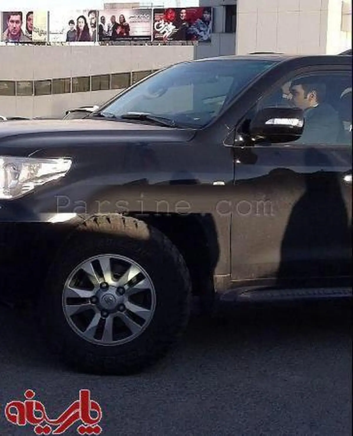 خودرو لوکس احسان علیخانی/ عکس