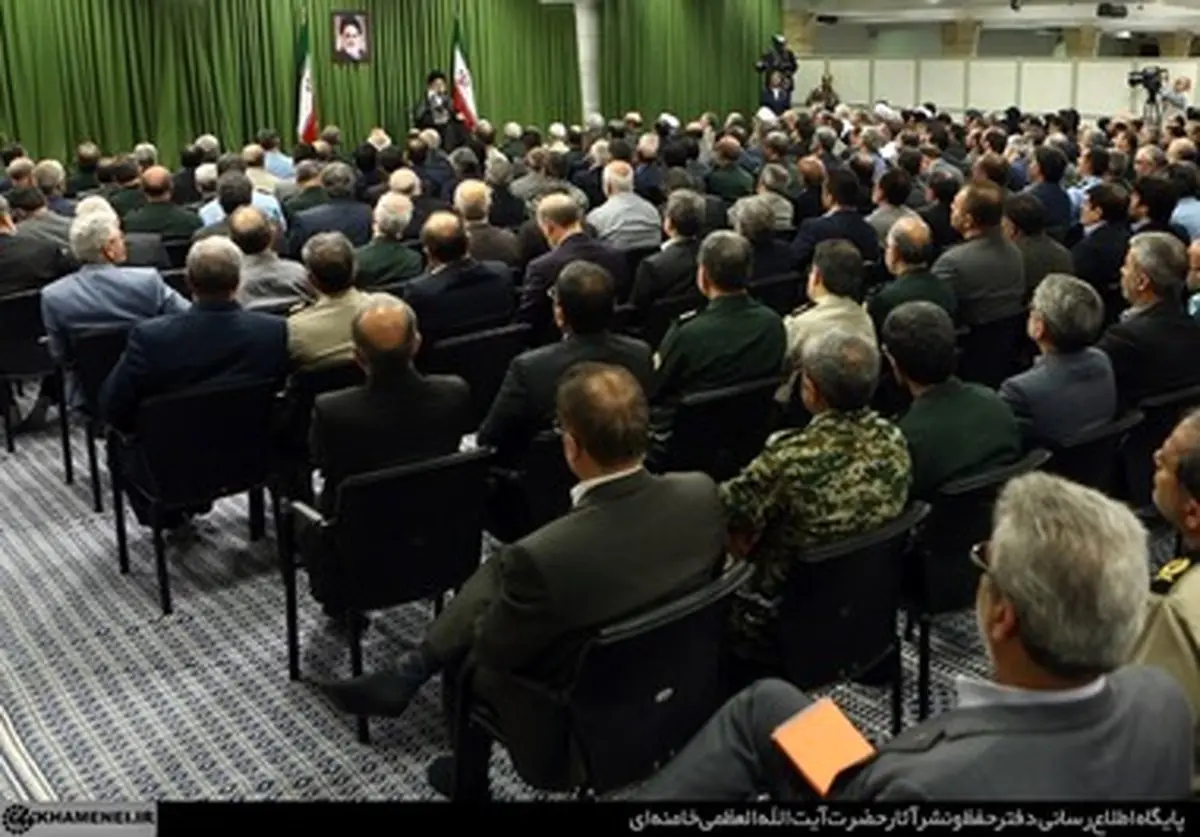 بازدید رهبر معظم انقلاب از نمایشگاه صنعت دفاعی به روایت تصاویر